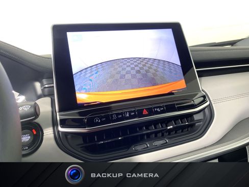 New 2026 Jeep Compass Limited image 3