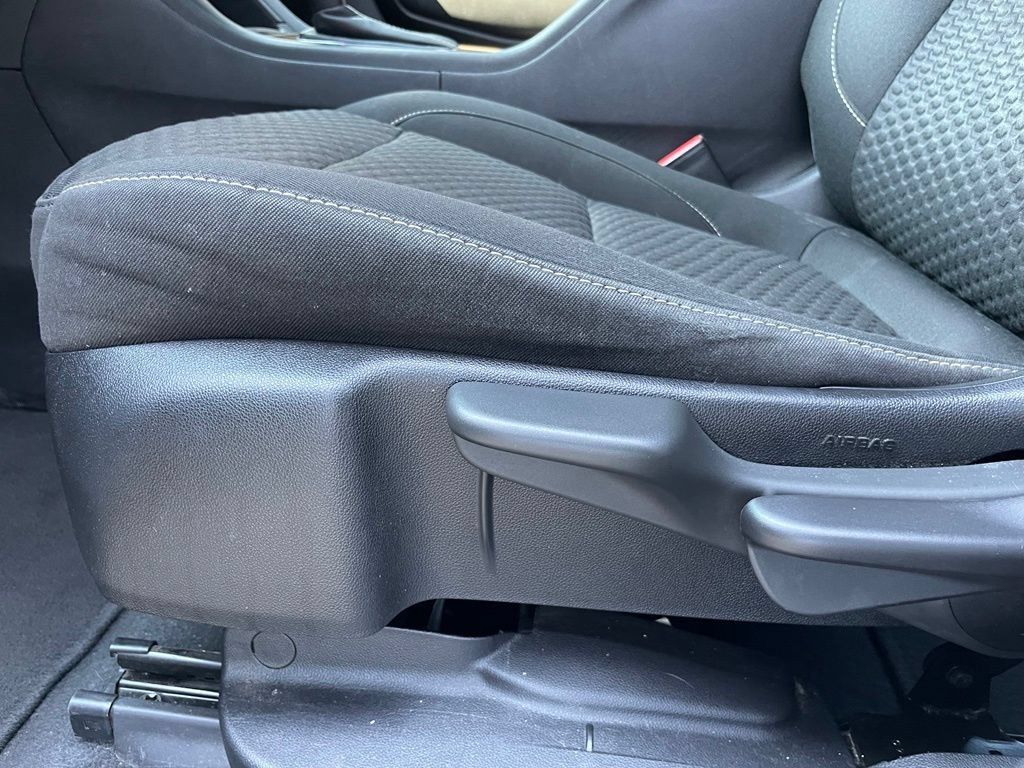 Used 2019 GMC Acadia SLE FWD image 11