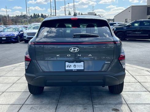 New 2026 Hyundai Kona SEL Sport AWD/4WD image 8