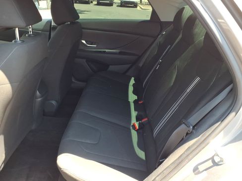 Certified 2023 Hyundai Elantra SEL FWD image 14