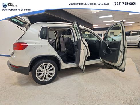Used 2012 Volkswagen Tiguan S image 3