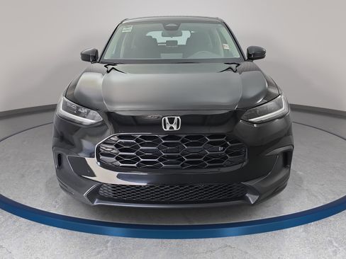 Used 2023 Honda HR-V LX image 2