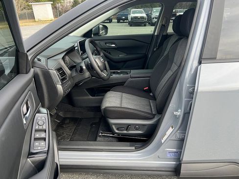 New 2026 Nissan Rogue SV image 11