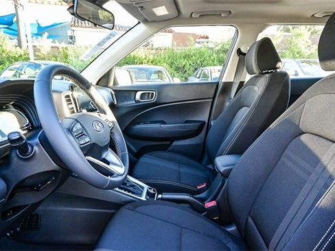 New 2026 Hyundai Venue SEL image 20