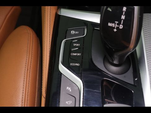 Used 2017 BMW 540i xDrive AWD/4WD image 22