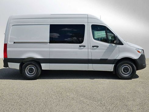 New 2026 Mercedes-Benz Sprinter 2500 image 2