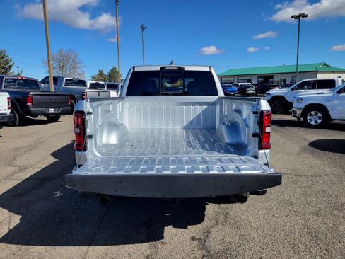 New 2026 RAM 1500 Laramie AWD/4WD image 11