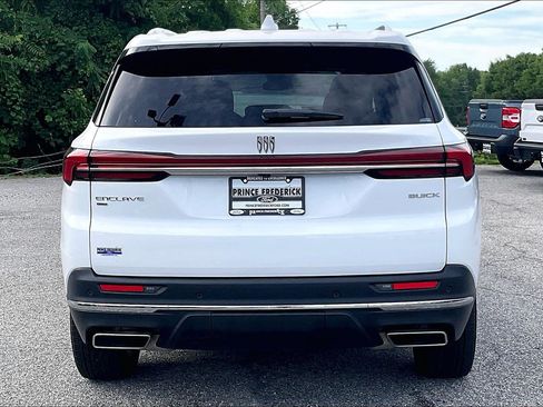 Used 2026 Buick Enclave Preferred AWD/4WD image 4