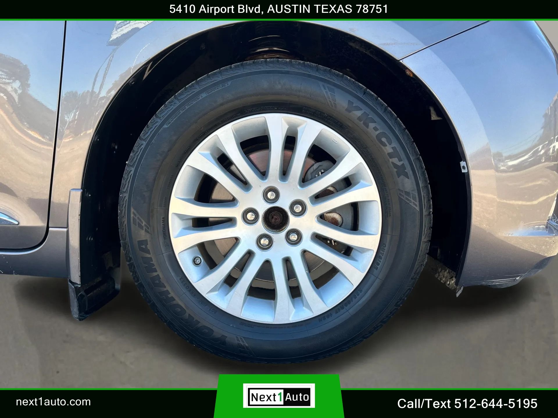 Used 2014 Toyota Sienna XLE w/ Entertainment Package FWD image 46