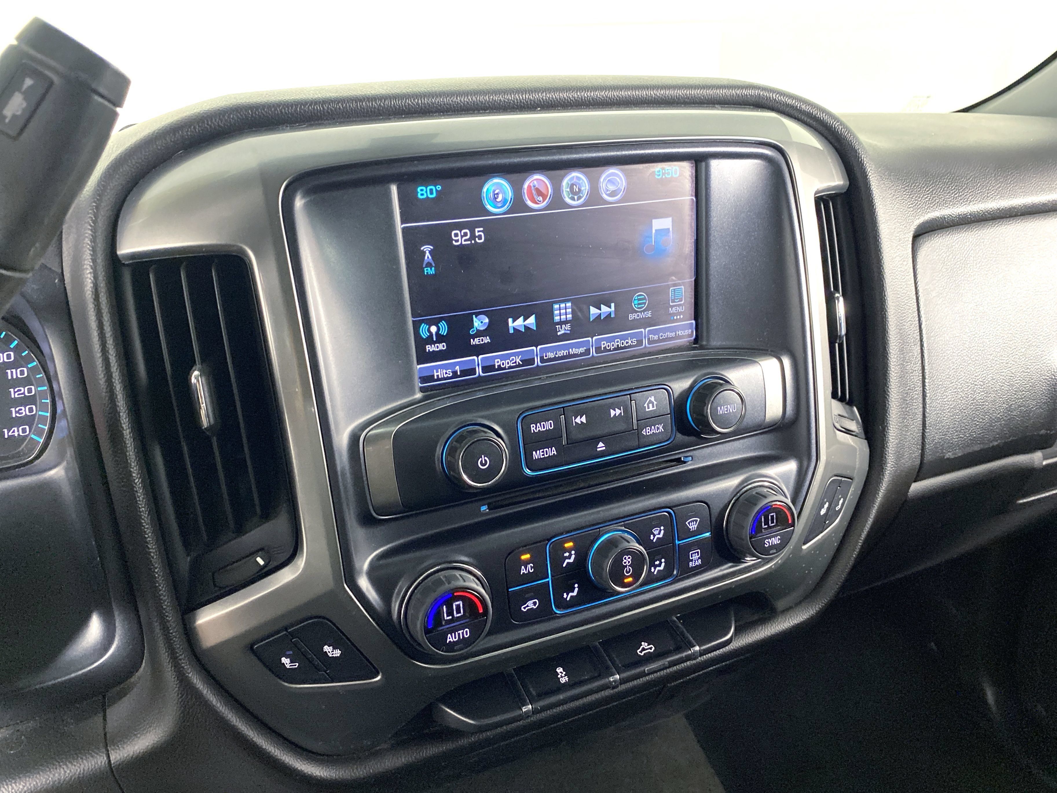 Used 2018 Chevrolet Silverado 1500 LT w/ All Star Edition AWD/4WD image 27