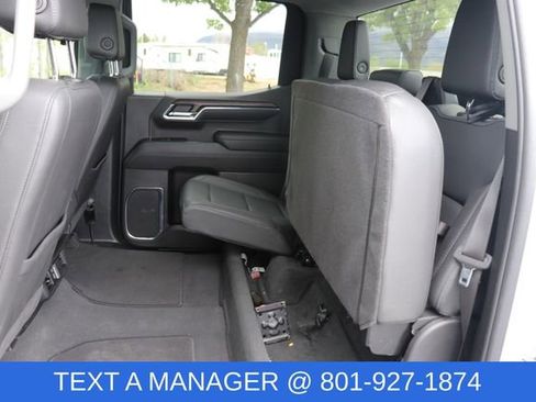 Used 2024 GMC Sierra 1500 SLT AWD/4WD image 17