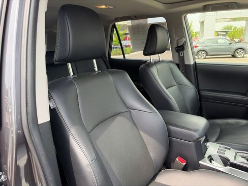 Used 2023 Toyota 4Runner Limited AWD/4WD image 15