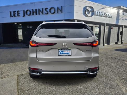 Used 2024 MAZDA CX-90 Plug-In Hybrid w/ Premium Pkg image 6