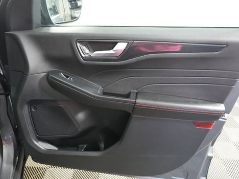 Certified 2025 Ford Escape ST-Line image 26