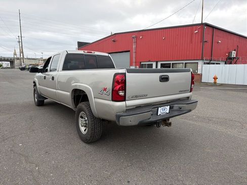 Used 2005 Chevrolet Silverado 3500 LS w/ Heavy-Duty Power Package image 3