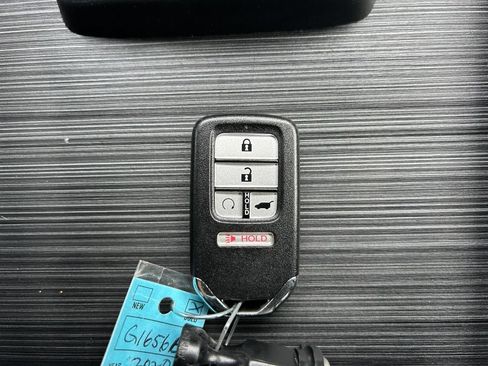 Used 2020 Honda Pilot Elite image 39