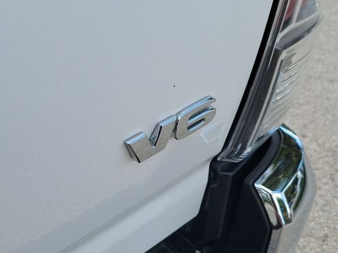 Used 2021 Toyota Tacoma TRD Off-Road RWD image 7