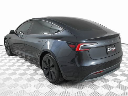 Used 2025 Tesla Model 3 Long Range image 7