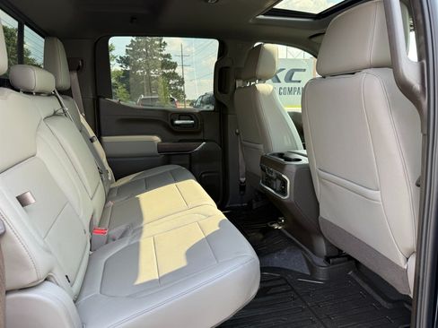 Used 2019 GMC Sierra 1500 SLT w/ SLT Premium Plus Package AWD/4WD image 13