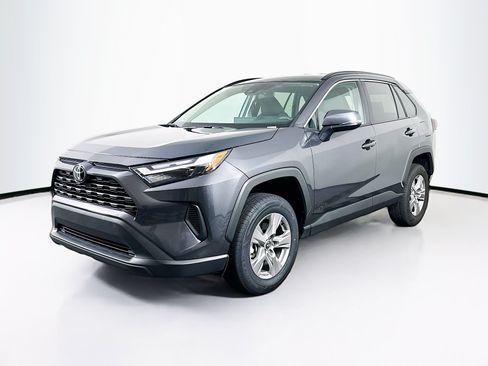 Used 2025 Toyota RAV4 XLE FWD image 3