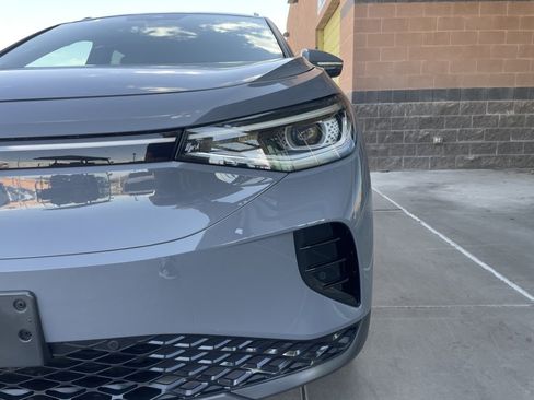 Used 2024 Volkswagen ID.4 S image 8