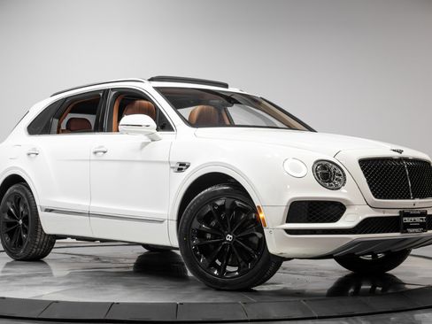 Used 2019 Bentley Bentayga image 43