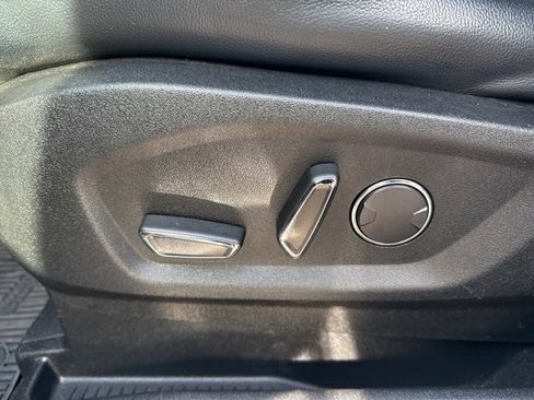 Used 2019 Ford Edge Titanium w/ Equipment Group 301A image 11