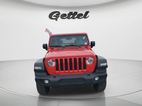 Used 2022 Jeep Wrangler Sport AWD/4WD image 2