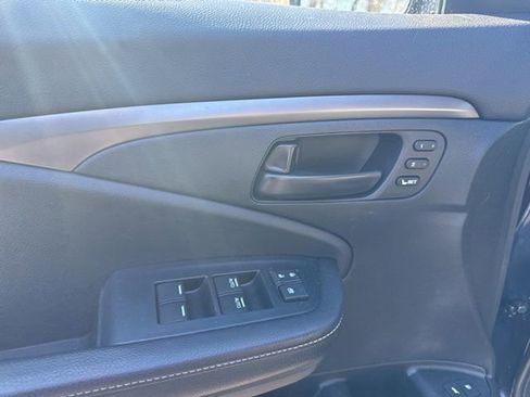 Used 2022 Honda Passport EX-L image 11