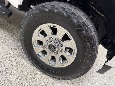 Used 2019 Ford F250 Lariat w/ Lariat Ultimate Package AWD/4WD image 51