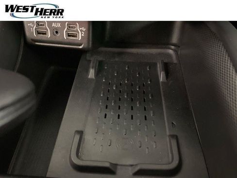 Used 2025 Dodge Durango R/T AWD/4WD image 35