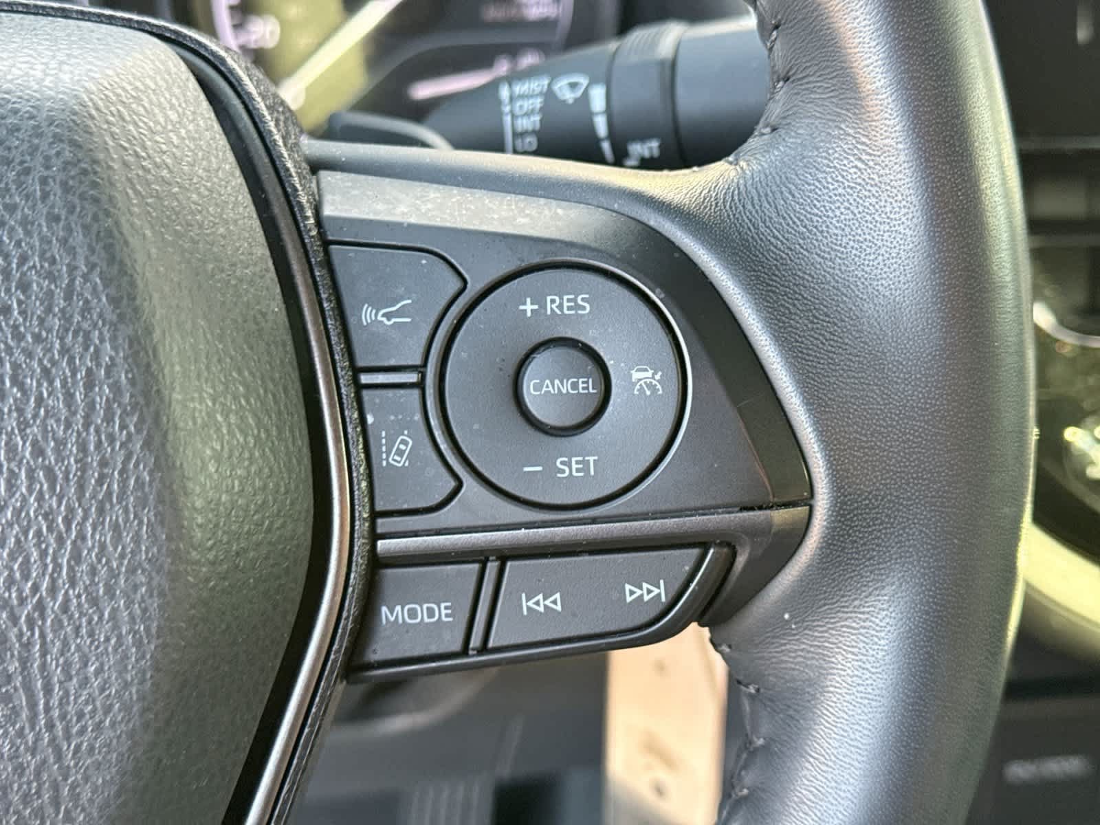 Used 2023 Toyota Camry SE FWD image 30