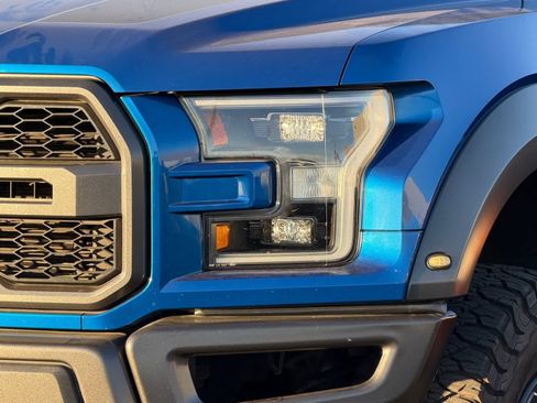 Used 2018 Ford F150 Raptor w/ Equipment Group 802A Luxury image 9