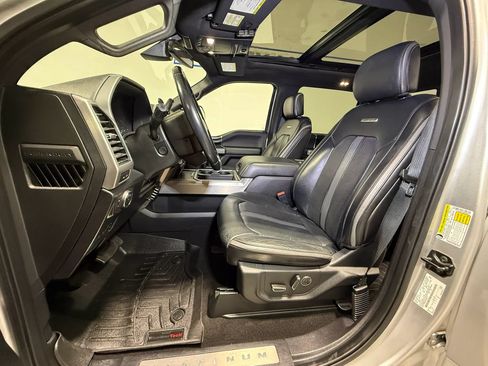 Used 2019 Ford F250 Platinum w/ Platinum Ultimate Package AWD/4WD image 16