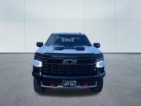 Used 2024 Chevrolet Silverado 1500 ZR2 w/ Technology Package image 10