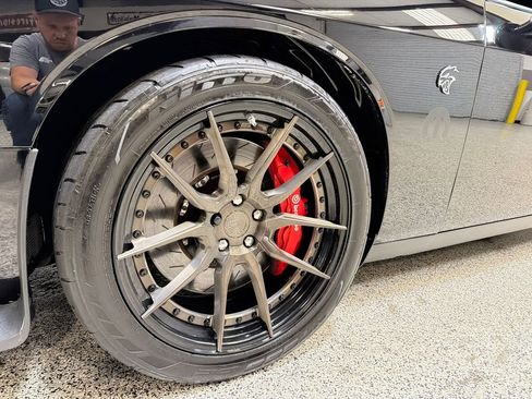 Used 2016 Dodge Challenger SRT Hellcat RWD image 38