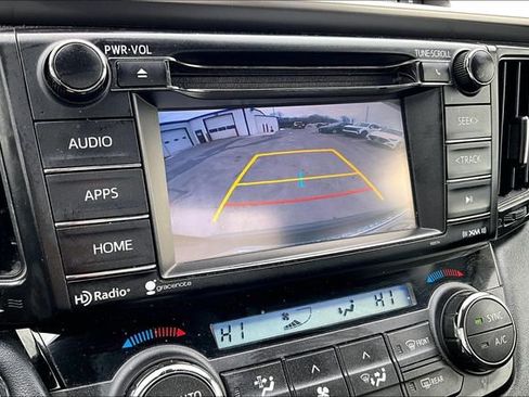 Used 2018 Toyota RAV4 XLE image 17