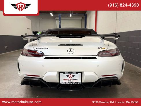 Used 2020 Mercedes-Benz AMG GT R image 8