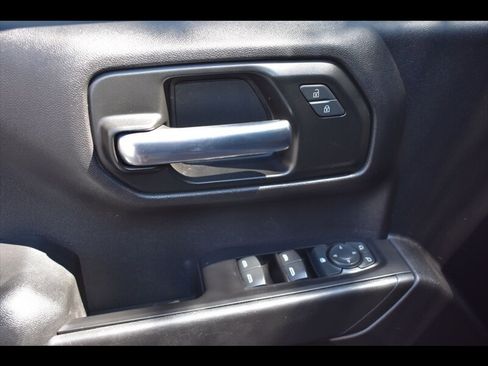 Used 2020 Chevrolet Silverado 1500 Custom Trail Boss image 18