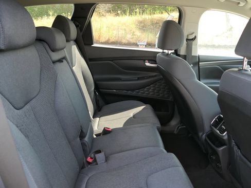 Used 2020 Hyundai Santa Fe SEL FWD image 25