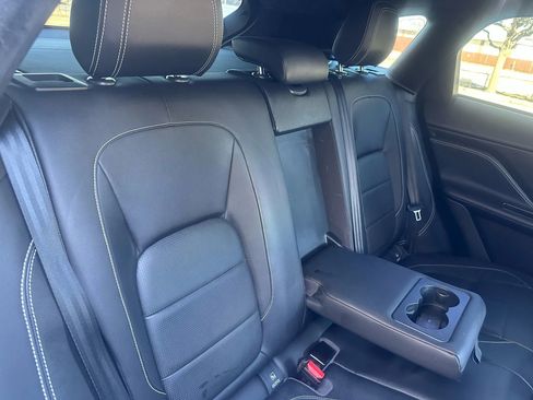 Used 2019 Jaguar F-PACE S image 24