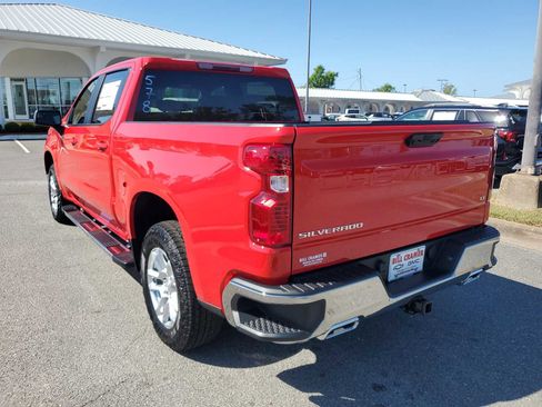 New 2026 Chevrolet Silverado 1500 LT w/ Z71 Off-Road Package AWD/4WD image 3