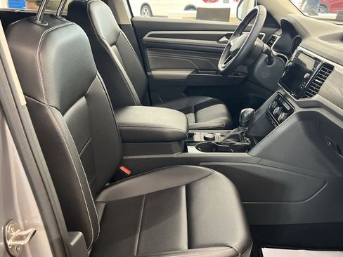 Used 2022 Volkswagen Atlas SE image 23