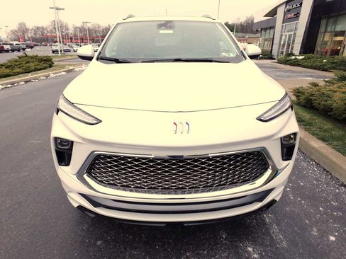 New 2026 Buick Encore GX Avenir w/ Avenir Convenience Package AWD/4WD image 7