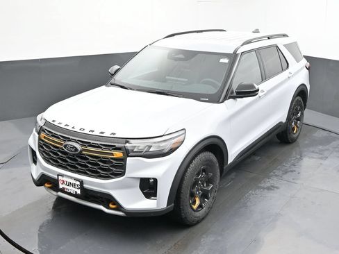 New 2026 Ford Explorer Tremor AWD/4WD image 40