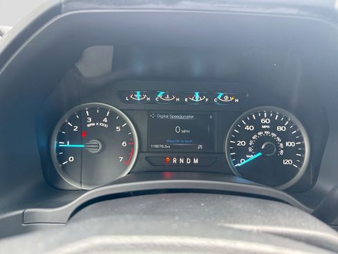 Used 2018 Ford F150 XLT w/ Equipment Group 302A Luxury AWD/4WD image 39