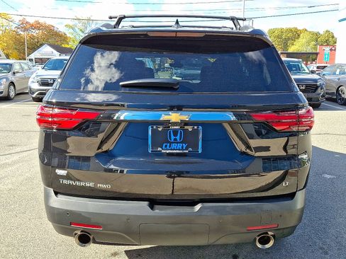 Used 2022 Chevrolet Traverse LT image 5
