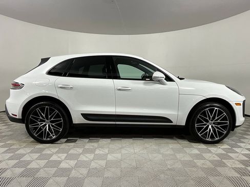 Used 2022 Porsche Macan AWD/4WD image 5