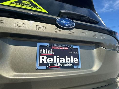 Used 2025 Subaru Forester Premium AWD/4WD image 26