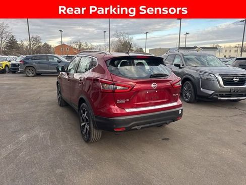 Used 2022 Nissan Rogue Sport SL image 4